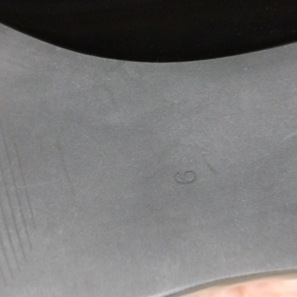 Lulu's Ania Black Pointed Toe Flats - Picture 5 of 7